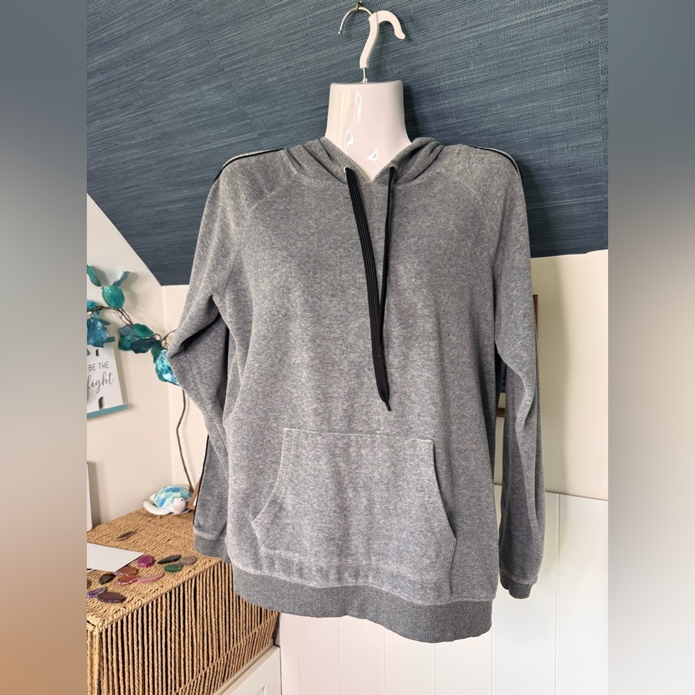 Jessica Simpson hoodie
